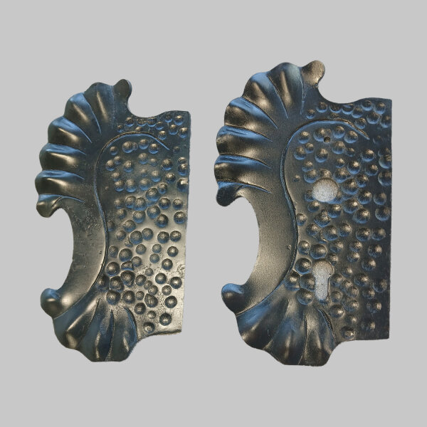 INNONOX Stahl Schlosskastenblende, geschweift, gehämmert, Maße: 155x275x4mm